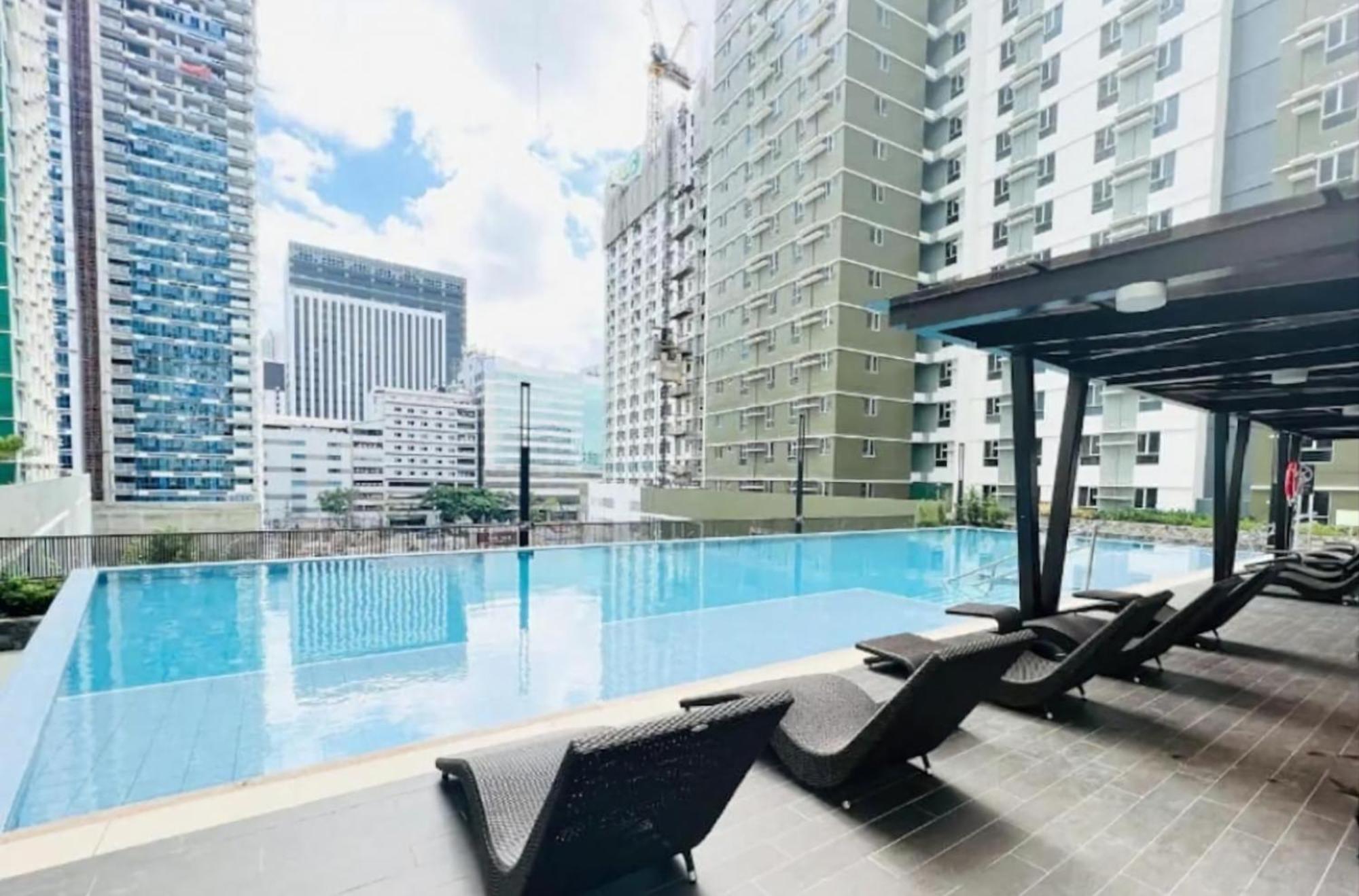 Cebu City Scape At Cebu It Park Bagian luar foto